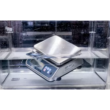Balance de table avec protection IP KERN FXN | Balance Express