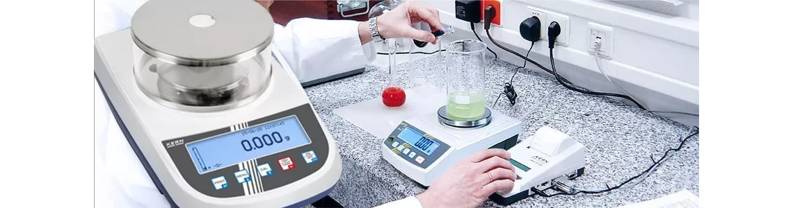 Balances de précision (0,001g)